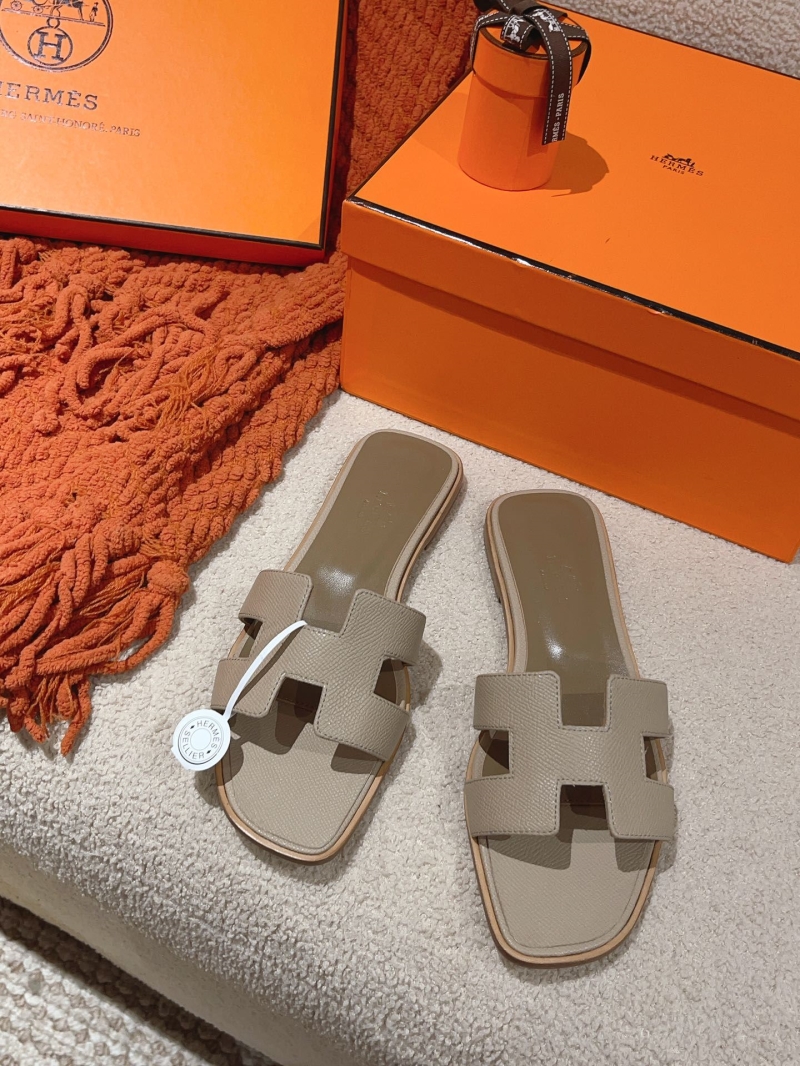 Hermes Slippers